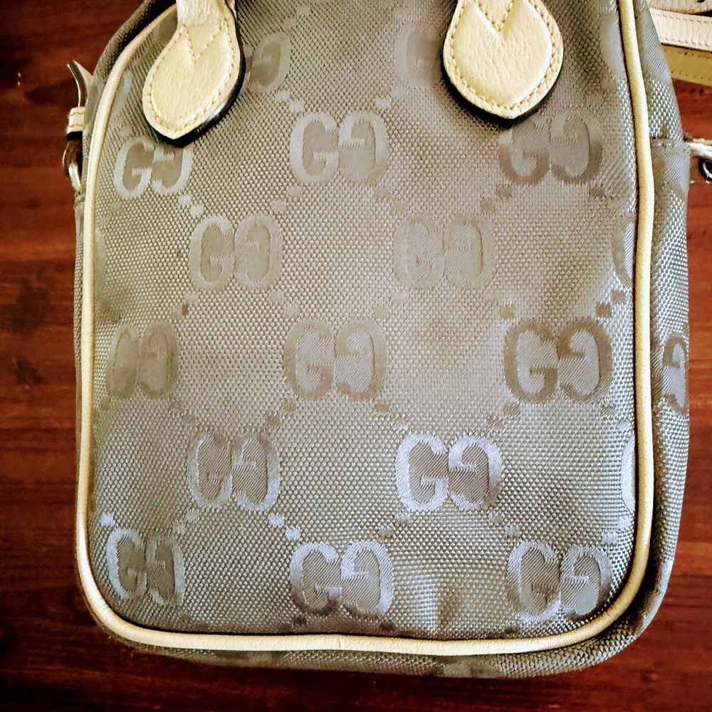 Gucci Beige and Gray Off the Grid crossbody - Picture 10 of 16